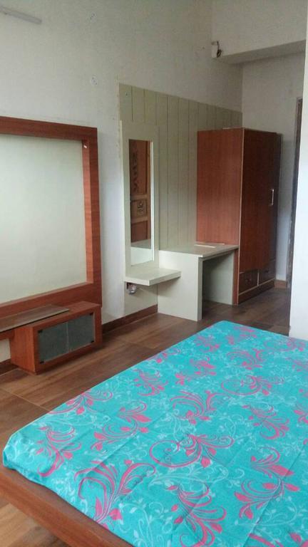 Hill Paradise Hotel Nagchala ภายนอก รูปภาพ