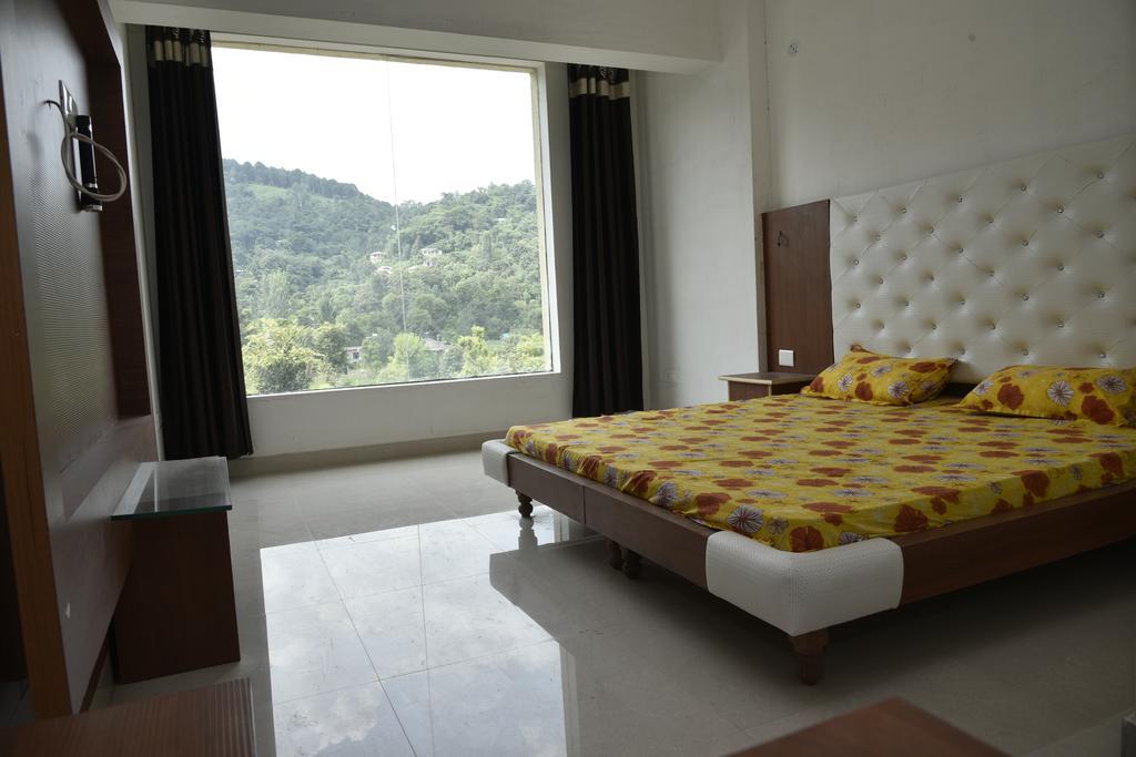 Hill Paradise Hotel Nagchala ภายนอก รูปภาพ