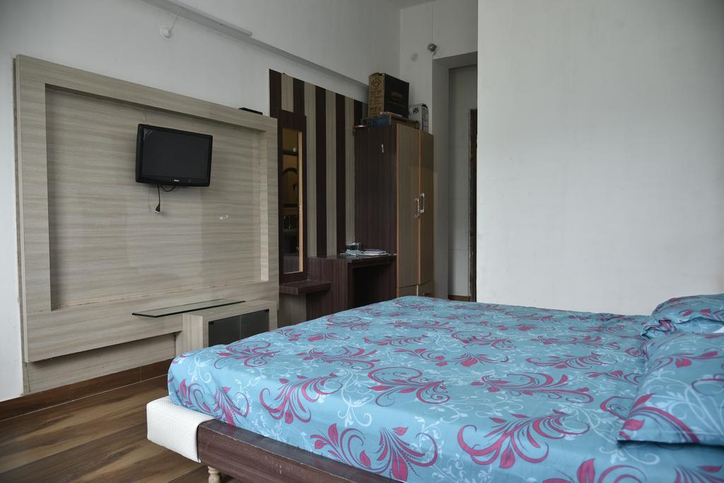 Hill Paradise Hotel Nagchala ภายนอก รูปภาพ