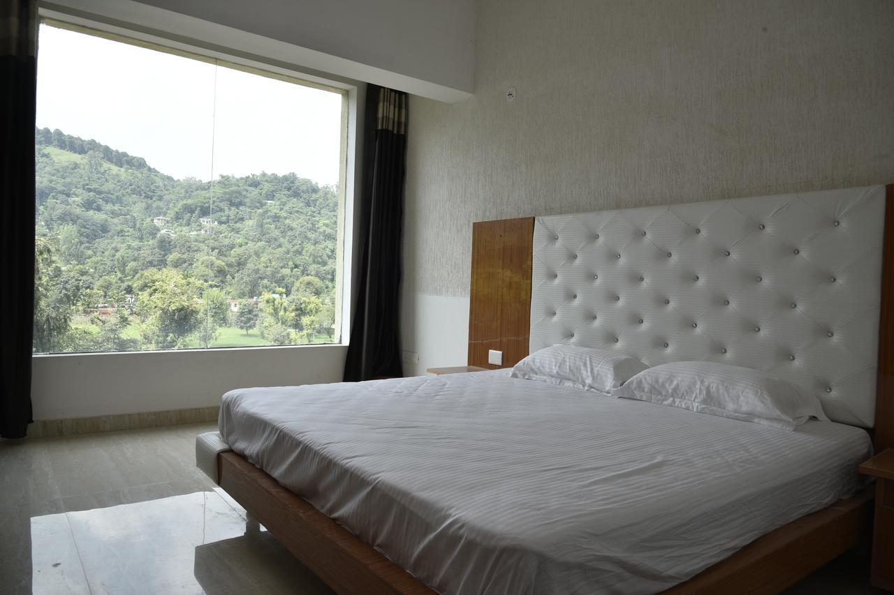 Hill Paradise Hotel Nagchala ภายนอก รูปภาพ